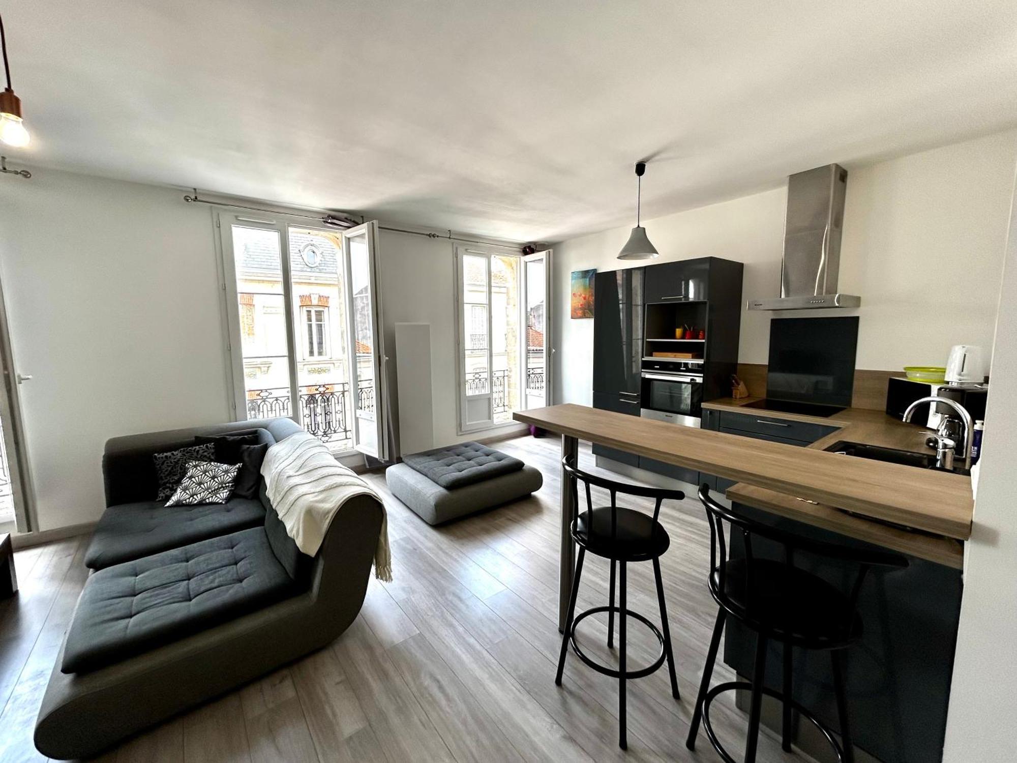 Le Republique - Logements Avec Jardin Situes En Plein Coeur De Ville Et Proche Des Thermes Rochefort  Exterior photo